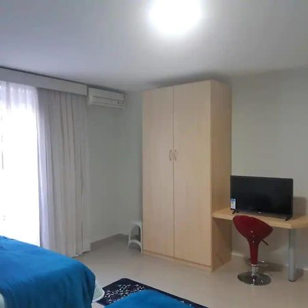 Flat Estudio 101 No Centro De Jaragua Do Sul Jaraguá do Sul Kültér fotó